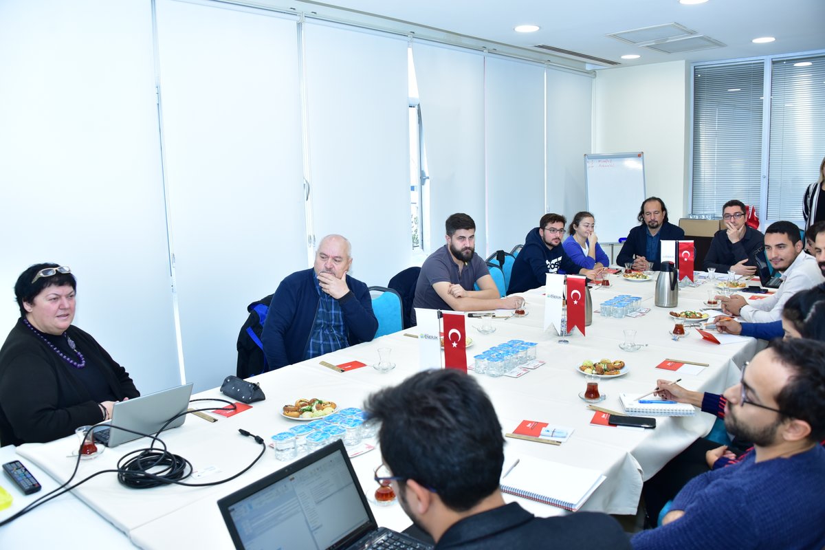 UR-GE Proje Eğitimleri Devam Ediyor